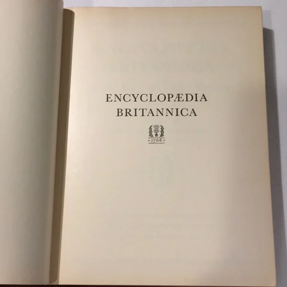 1941 Encyclopedia Britannia World Atlas Leather-Bound - Picture 9 of 16